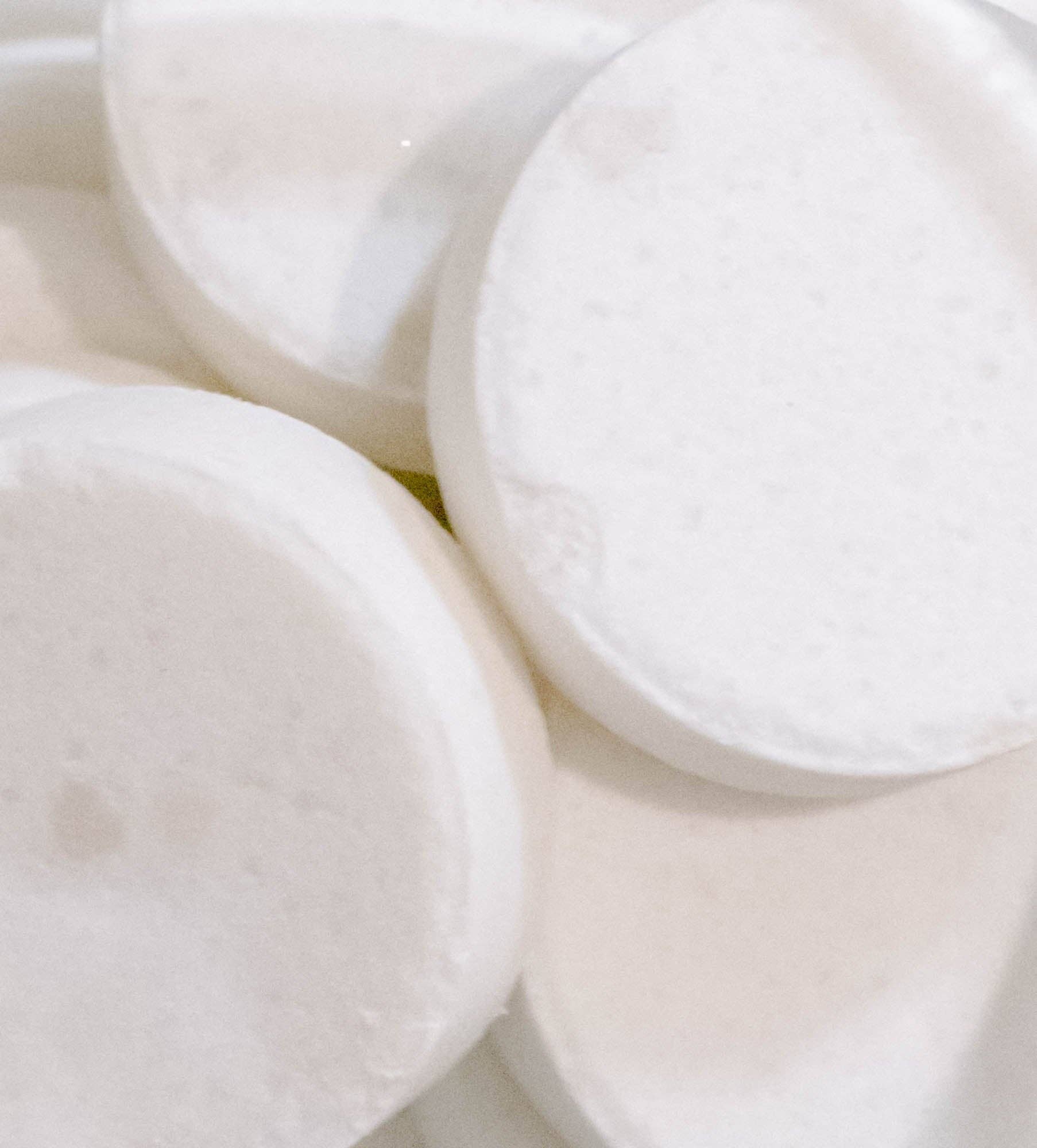 No Tox Life - Wholesale Shower Steamer/Bomb - EUCALYPTUS STEAM® Cleansing vapors for the shower® - Bulk Jar - No Tox Life2