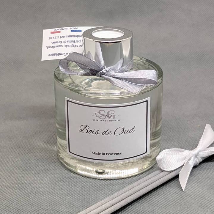 Diffuseur à bâtonnets PREMIUM – Bois de Oud | 125 ml pour la vente par Sarl SdG / Souffle de Gaïa