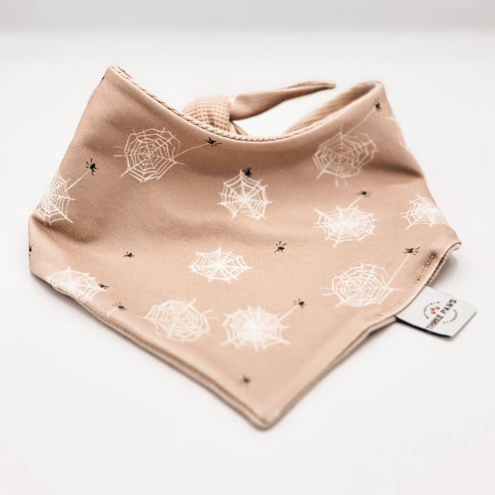Små spindlar hundbandana för wholesale av Three Paws