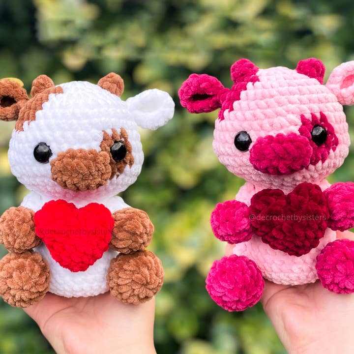 Crochet vache de la Saint-Valentin, mignon amigurumi de la Saint-Valentin pour la vente par TOMOPOD LLC