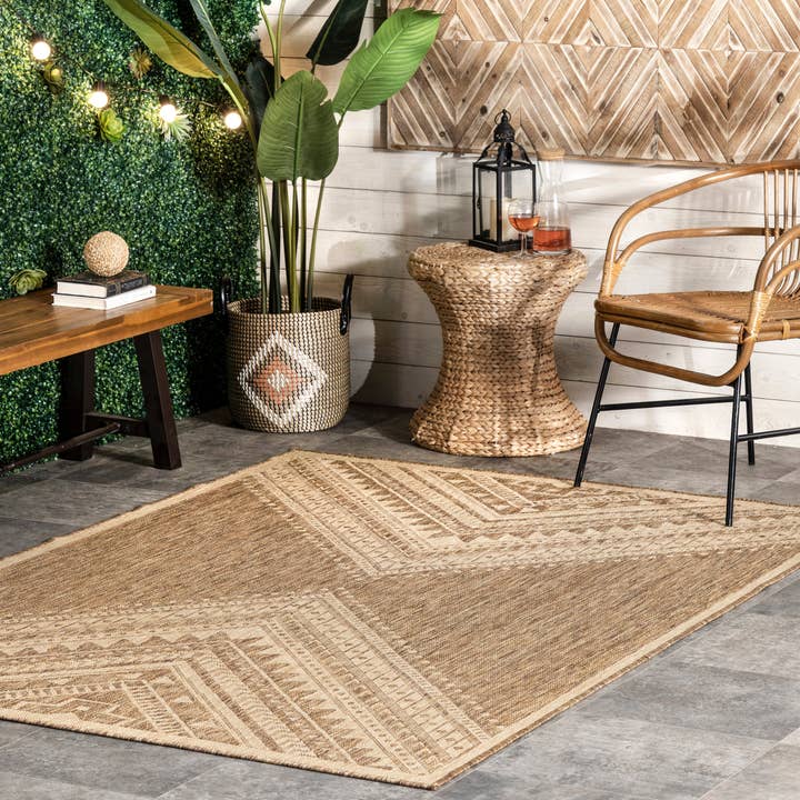 nuLOOM - Wholesale Area Rug - Landry Aztec Indoor/Outdoor Area Rug