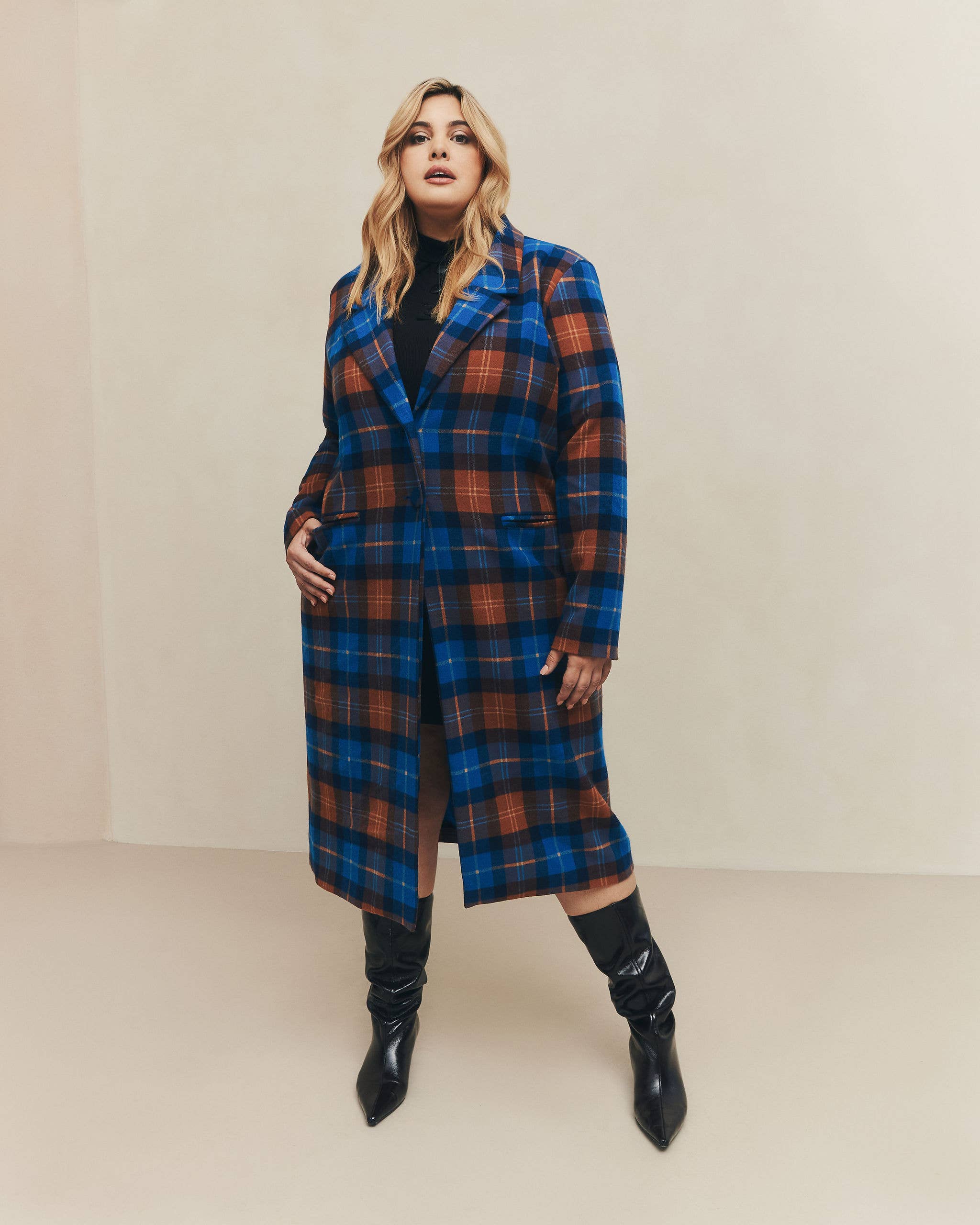 Hilary MacMillan - Wholesale Peacoat - Women's - Plaid Overcoat