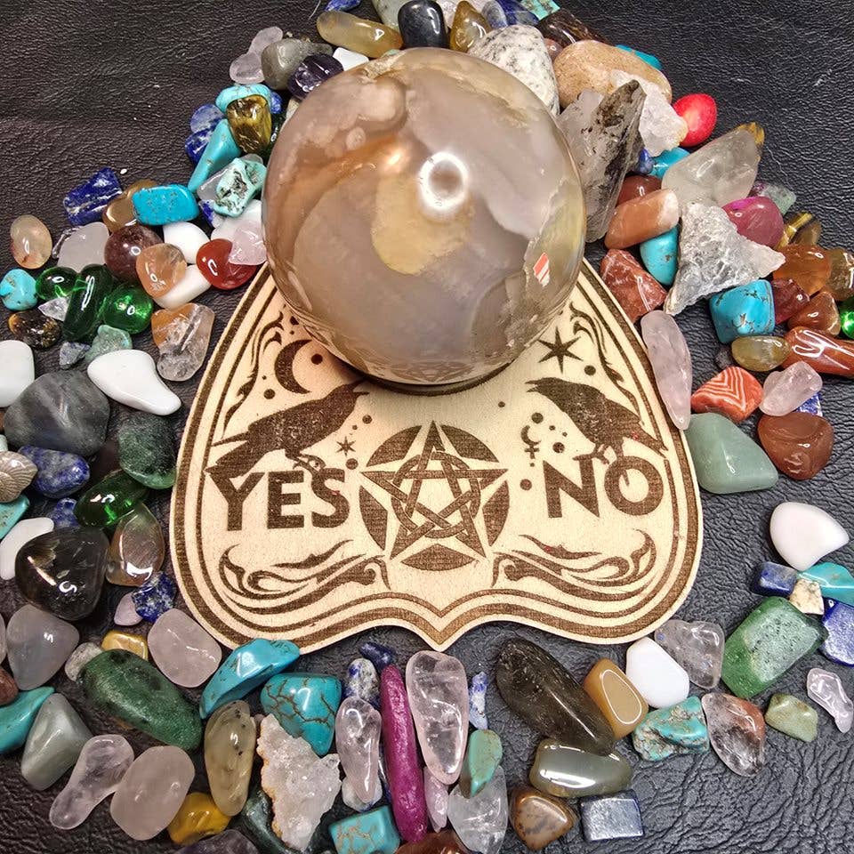Eclectic Wallflower Boutique – Engroshandel Spirituelle sten og krystaller – Krystalkugleholder11