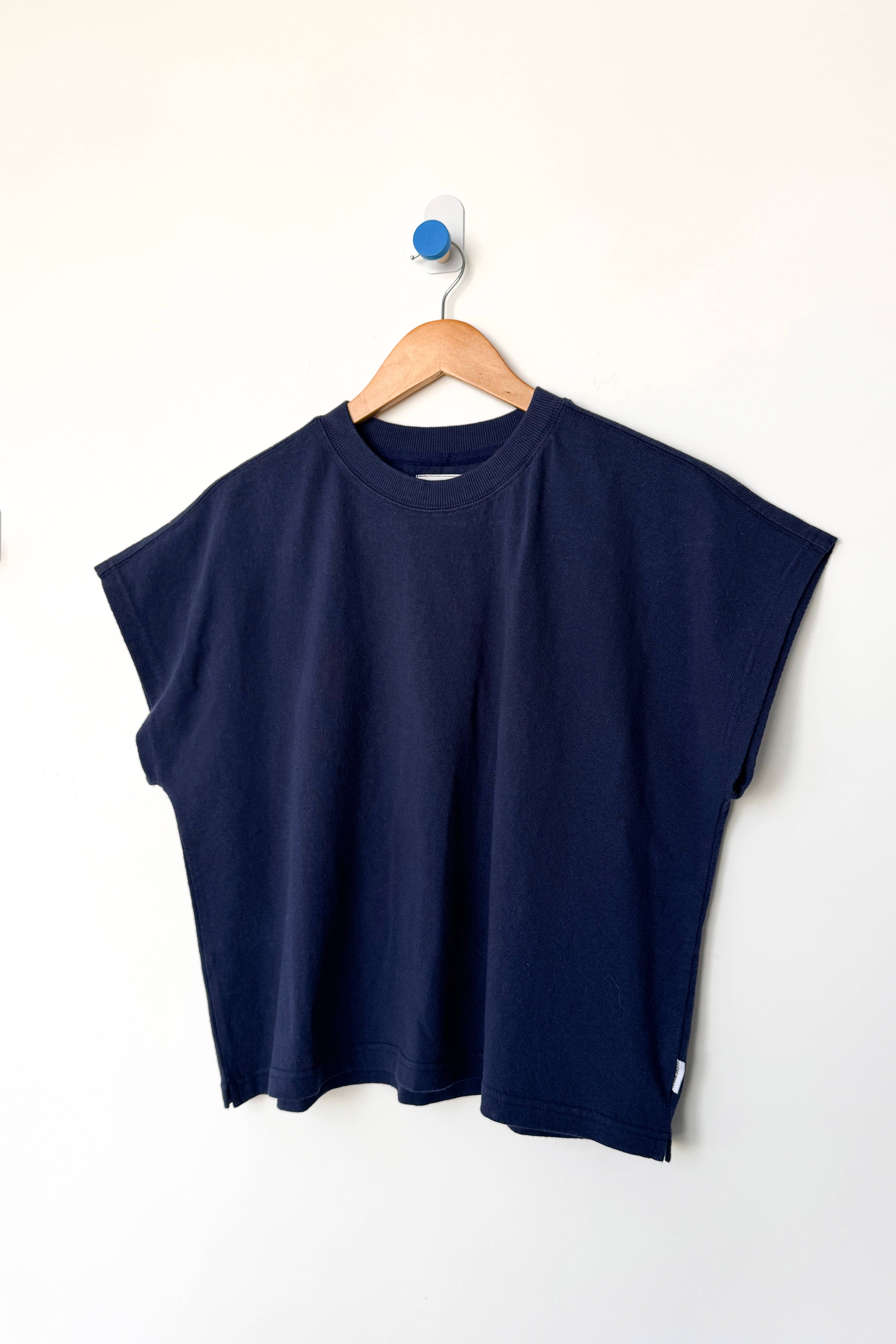 Le Bon Shoppe – Großhandel T-Shirt – Damen – Jeanne Shirt mit Dolman-Ärmeln (2XS-2ML)18