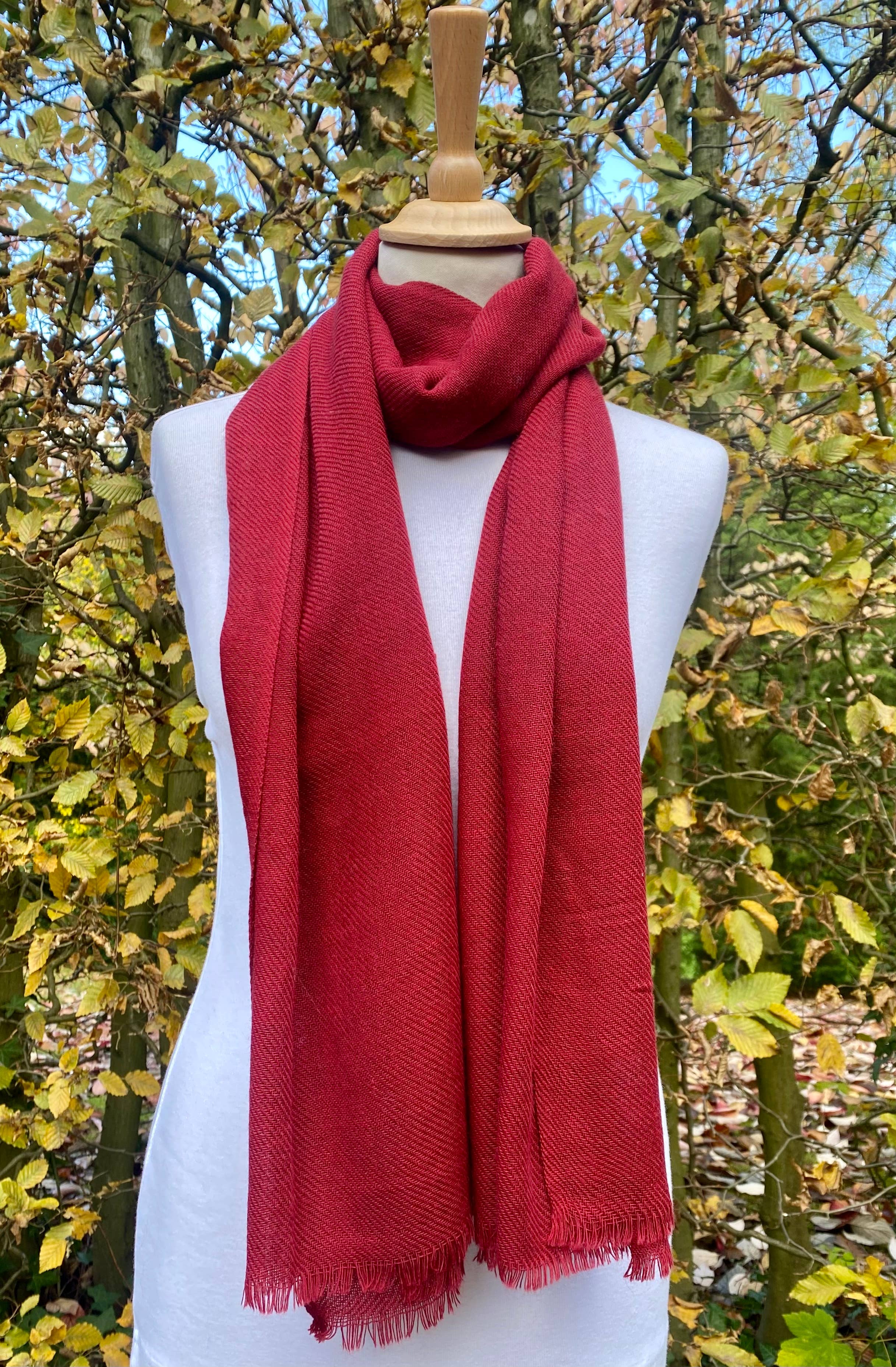 DIWALI PARIS - Wholesale Scarf - Unisex - CHAMBAL SCARF - RED - 70% WOOL / 30% NYLON1