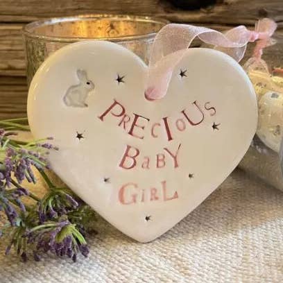 Ceramica fatta a mano - Precious Baby Girl per la vendita all'ingrosso da parte di Jamali-Annay Designs