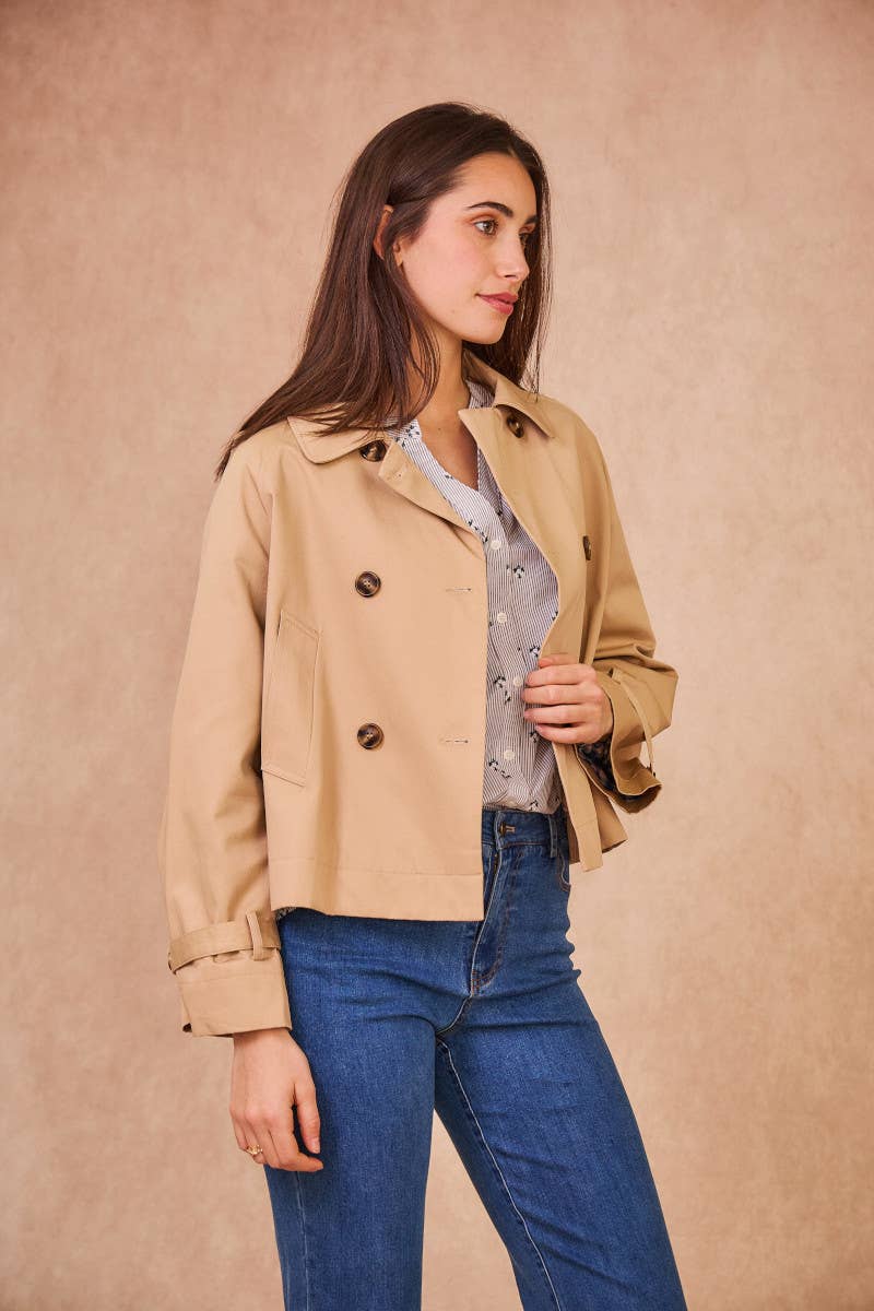 Calie Paris – Großhandel Jacke – Damen – VIOLETTE Trench – Moderne Eleganz in Baumwolle1