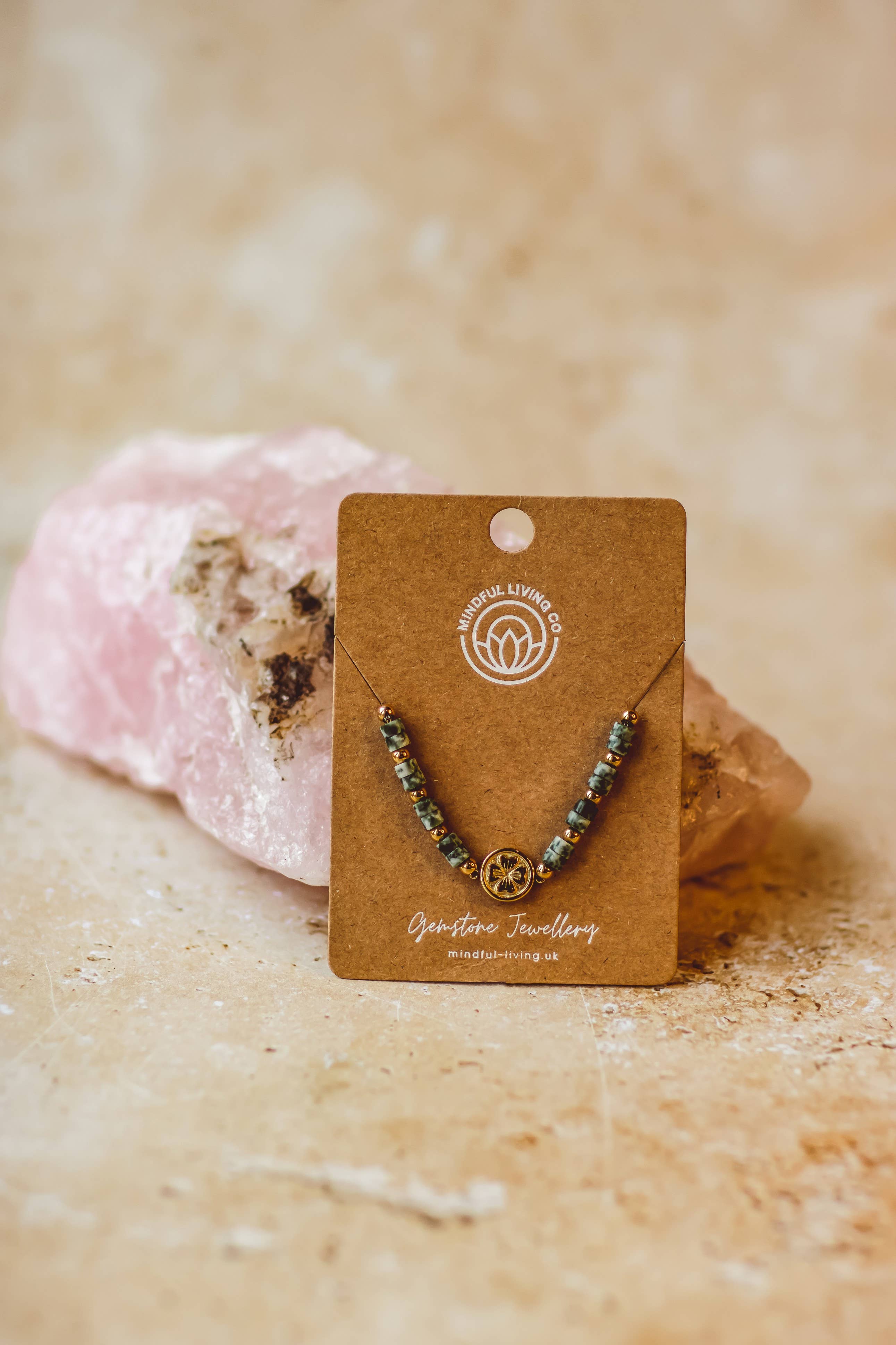 Mindful Living Co. - Wholesale Beaded Bracelet - 18K Gold Plated Elegant Clover Bracelet with Clasp4