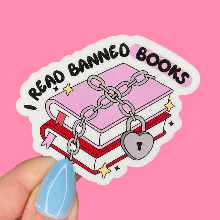 Autocollant J'ai lu des livres interdits pour la vente par Hailey Liz Designs