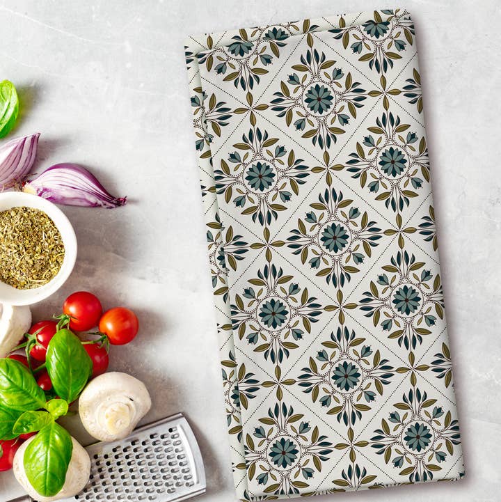 Roxy Lane Design - Wholesale Tea Towel - Tea Towel - Tea Garden Trellis - 19 x 27"0