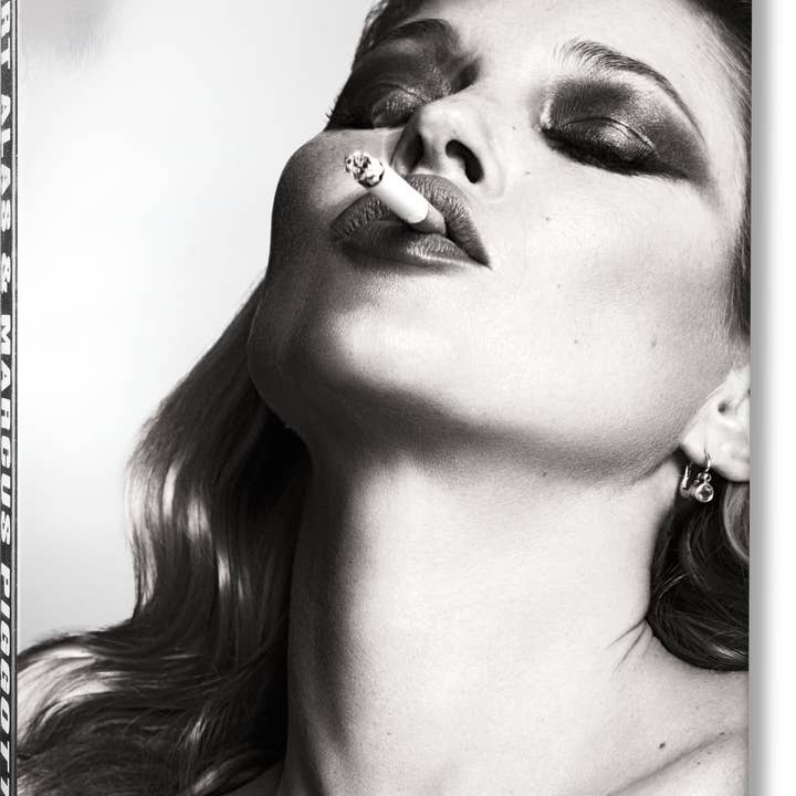 TASCHEN Europe - Wholesale Display Book - Mert Alas and Marcus Piggott (German, French, English)