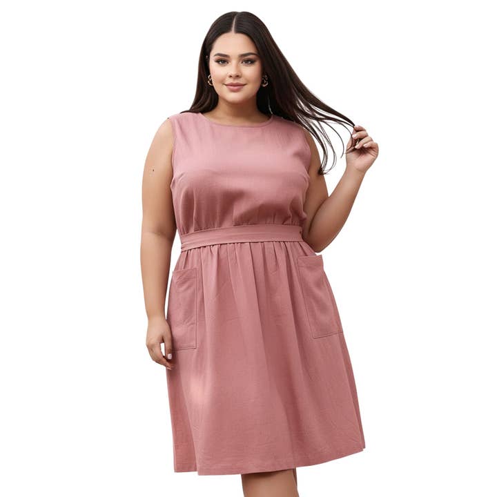 Chemisier transparent à boutons Pleione à pois noir et ivoire pour la vente par Robin K