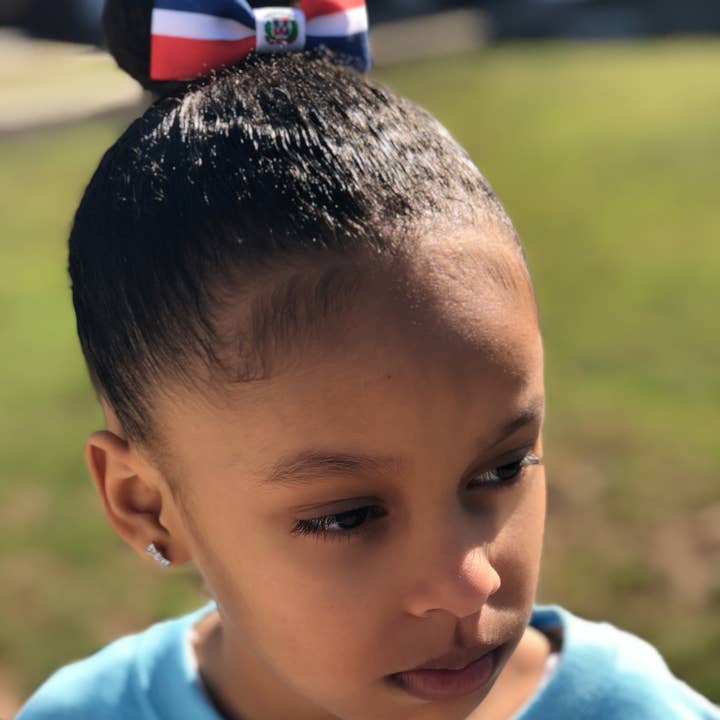 Fiocco per capelli con bandiera della Repubblica Dominicana per la vendita all'ingrosso da parte di QXP Shop