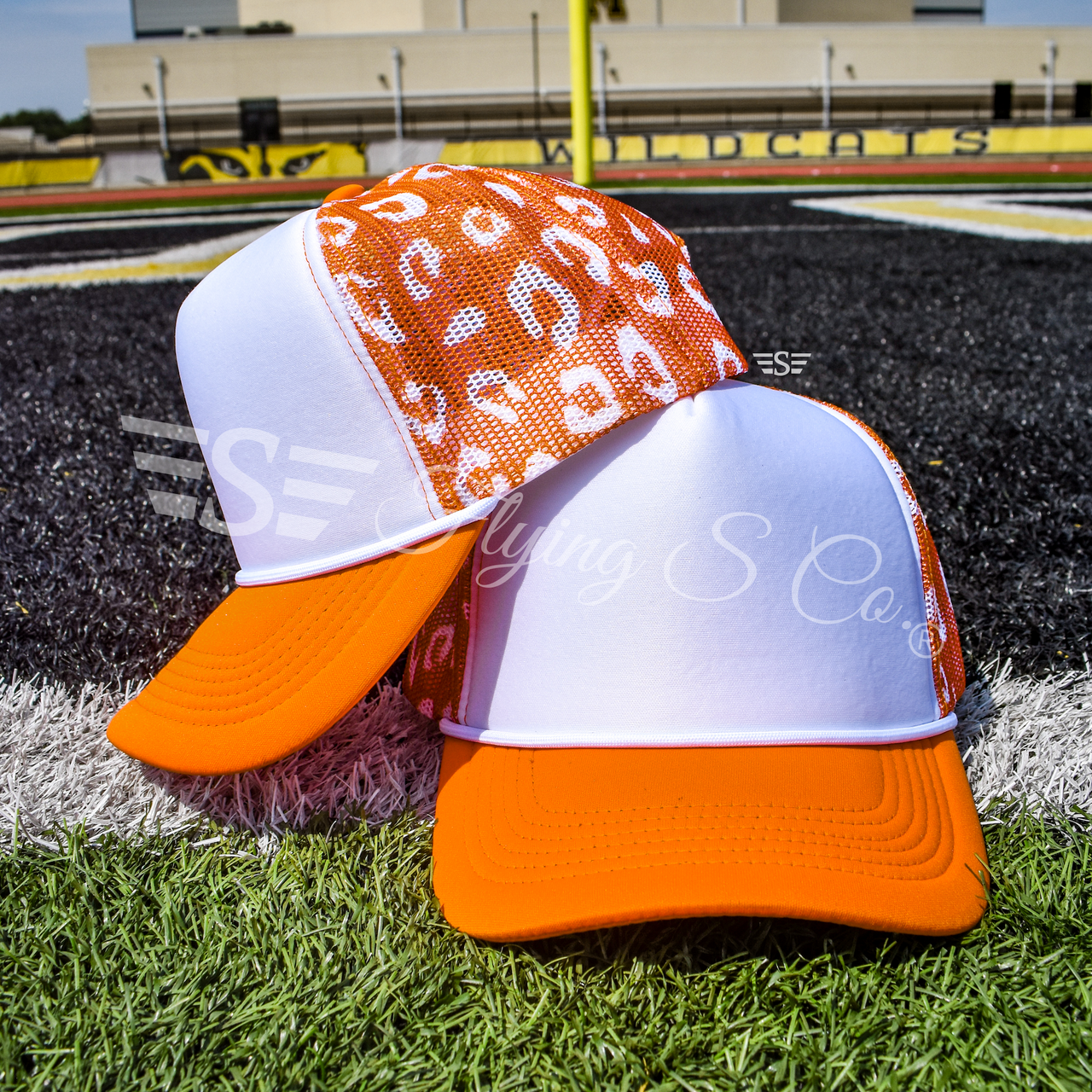 Flying S Company – Großhandel Basecap – Unisex – Weißer Front Leopard Magna Pony™ Mesh Foam Trucker Hut15