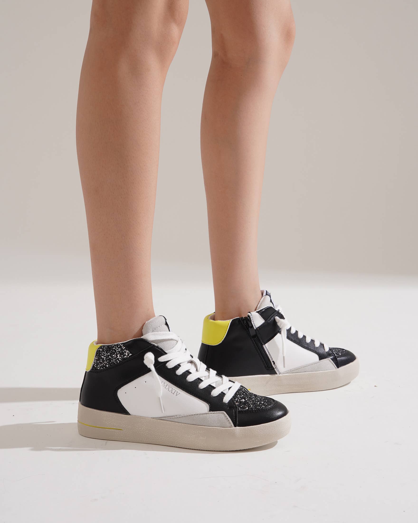 CEREZA - Wholesale Lifestyle Sneakers - Women's - Women's High-cut Platform Sneakers with with glitter detail4