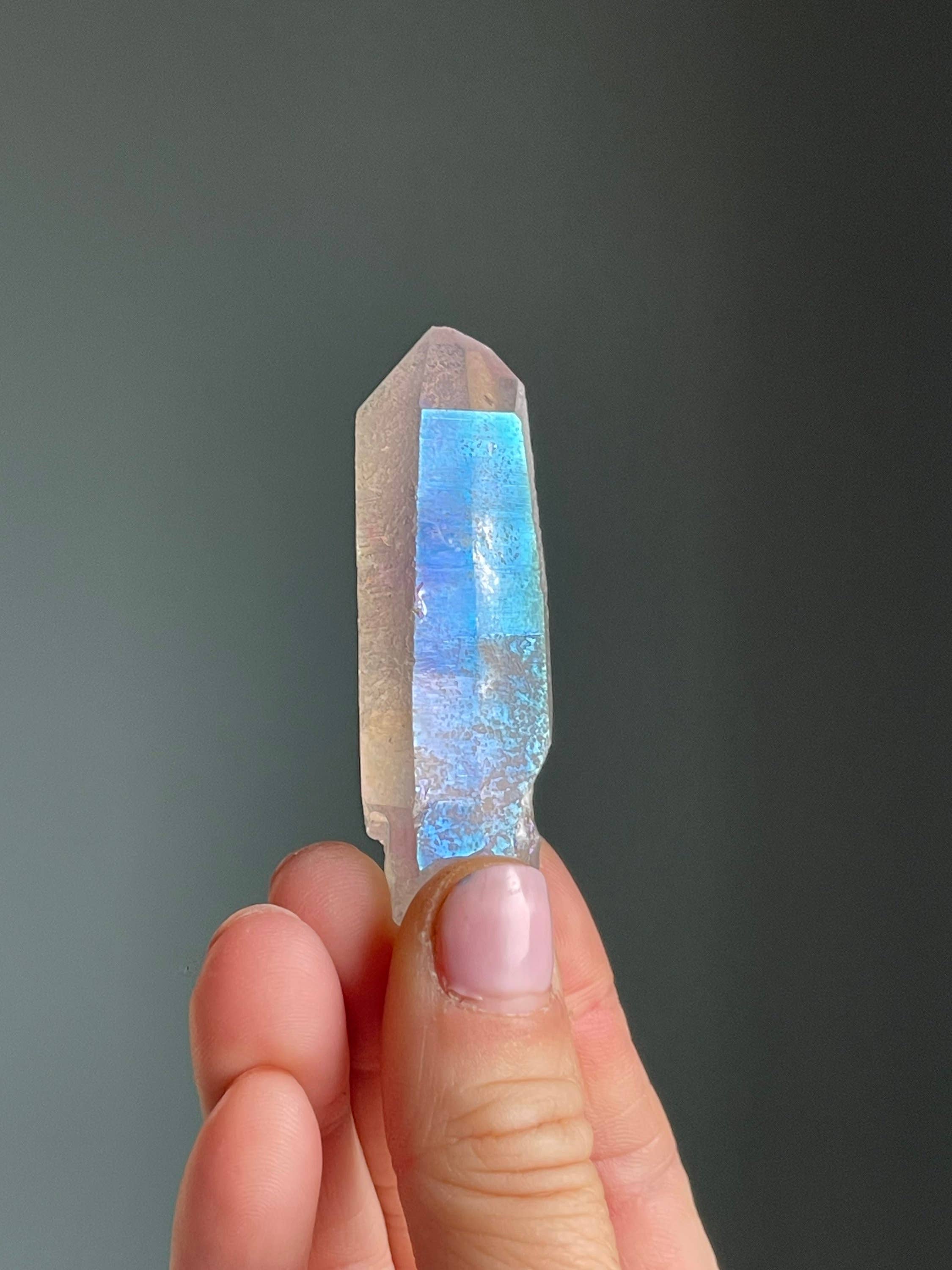 Tumbledshop - Wholesale Spiritual Stone/Crystal - Angel Aura Quartz Crystal Points, Rainbow Aura Crystal10