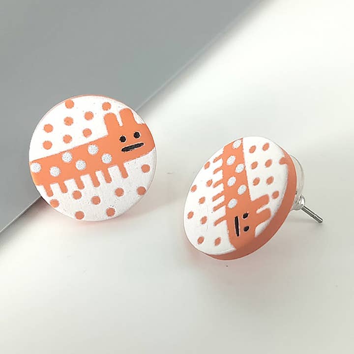 Boucles d'oreilles chiot espiègle pour la vente par Sparkle Being