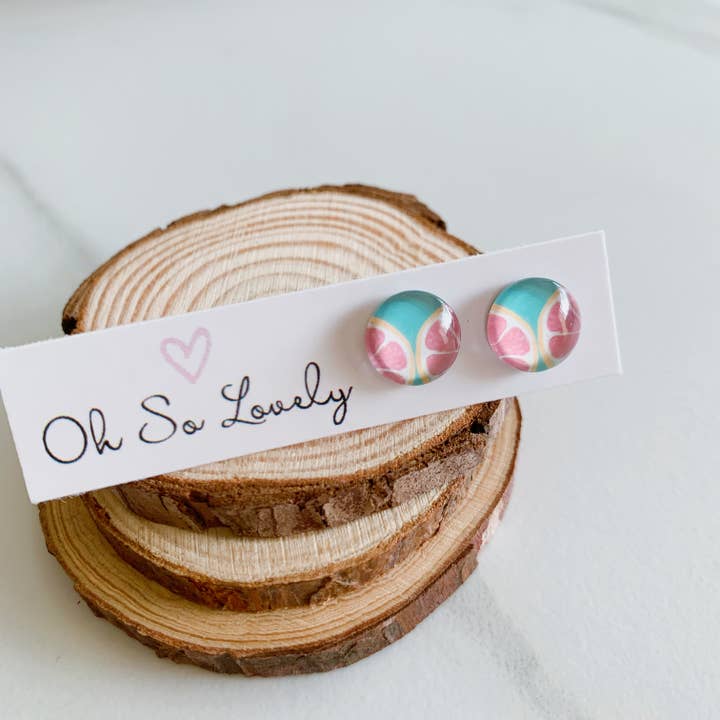 Puces d'oreilles pamplemousse pour la vente par Oh So Lovely