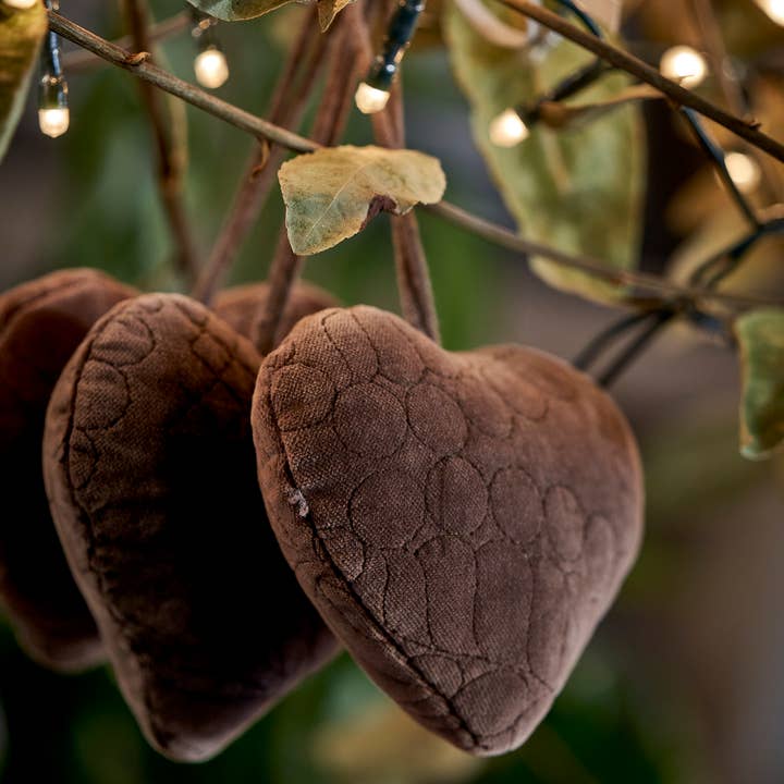 Decorations and other Purchase Wholesale alberi di natale. Free Returns & Net 60 Terms on Faire trending on Faire.