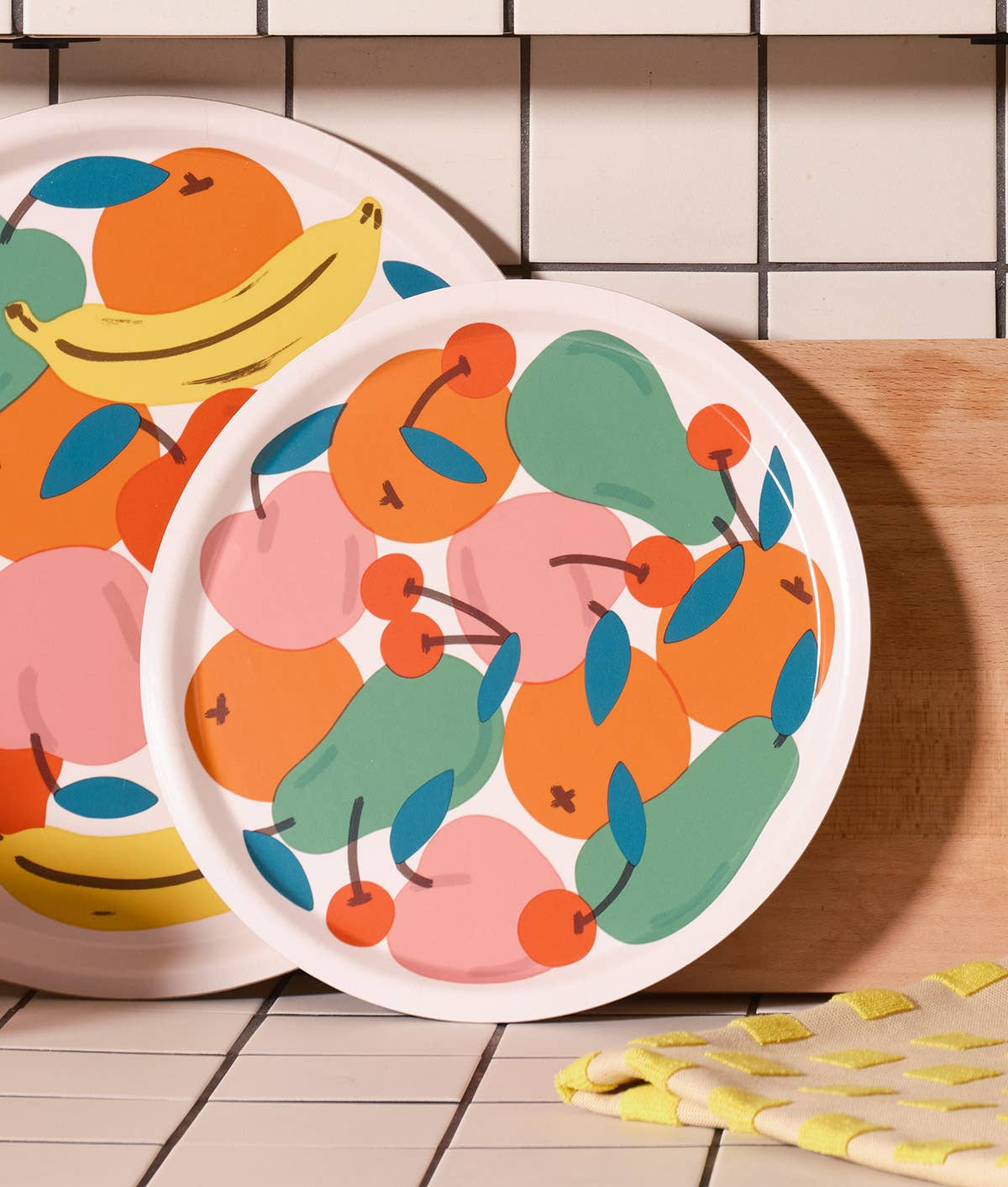 Wrap (US duties paid) - Vendita all'ingrosso Vassoi da portata - Vassoio da Portata Rotondo Piccolo 12" in Betulla per Frutta1