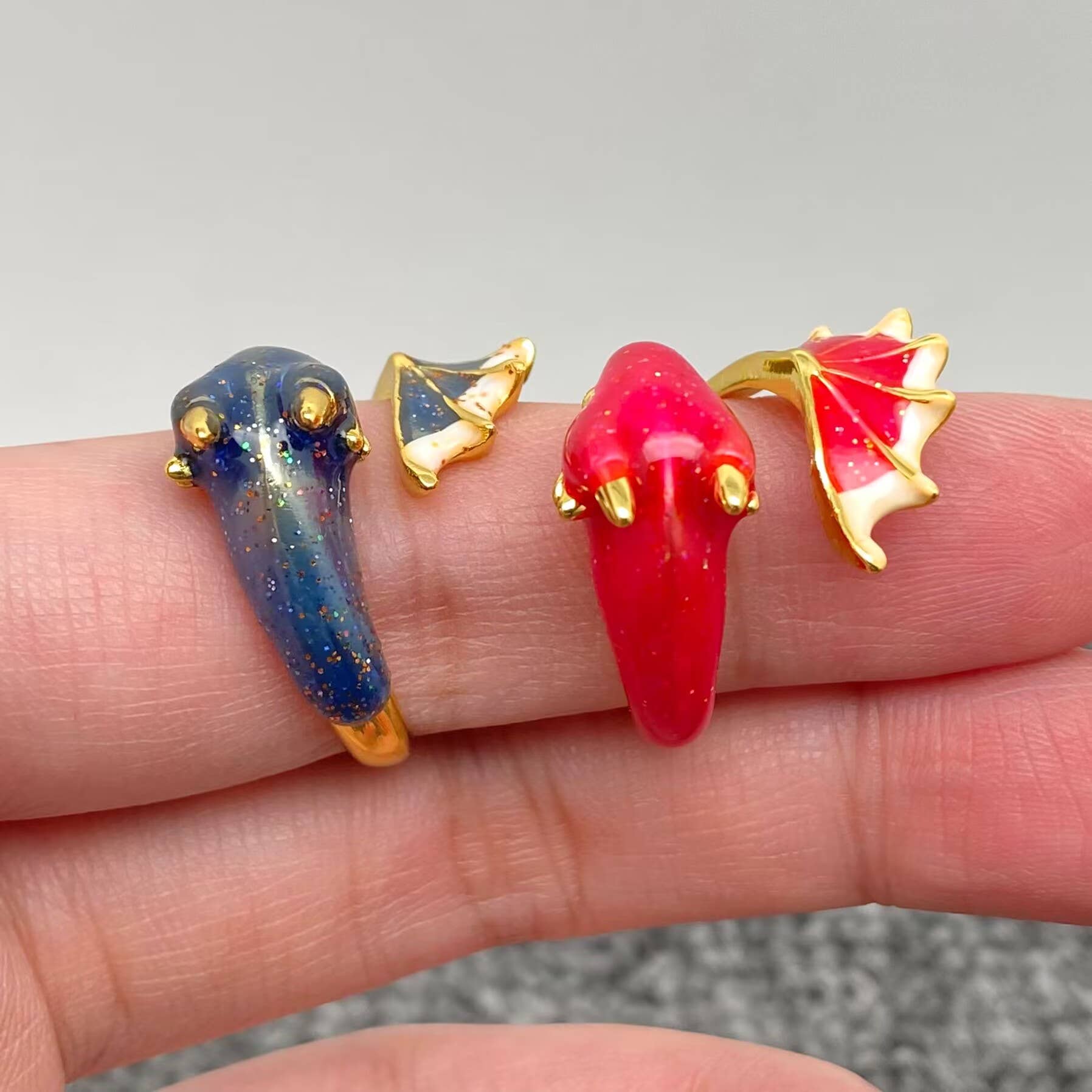 Mio Queena - Vente Bague de cocktail/de cérémonie - Bague réglable Dragon étoiles bleu et rose5