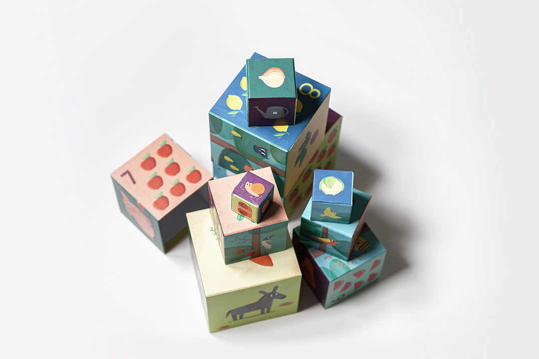 Edicare Editora, Lda. - Wholesale Stacking Game - 10 STACKING CUBES3