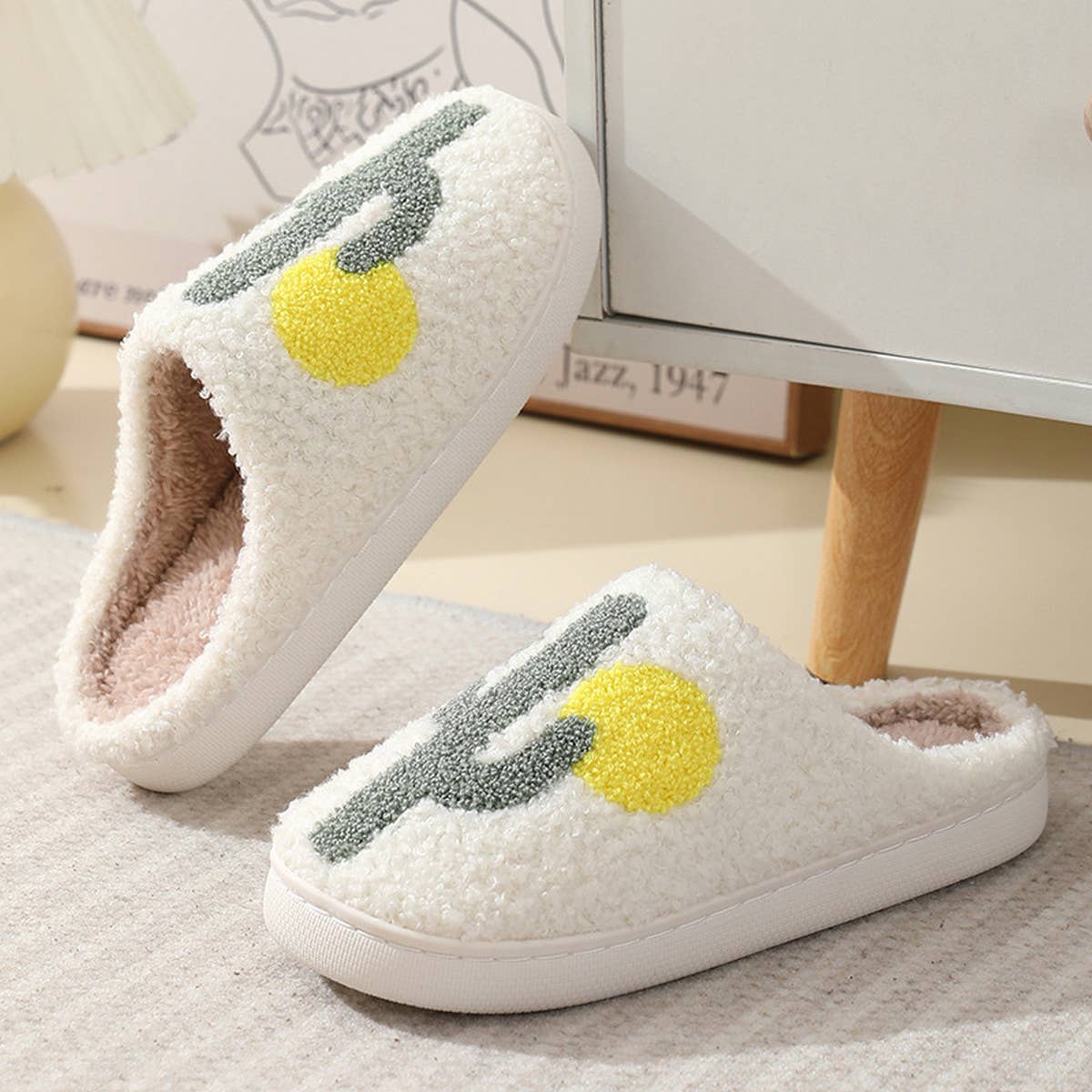 White CACTUS PATTERN WARM COTTON SLIPPERS_CWSHS0285 for wholesale on Faire7