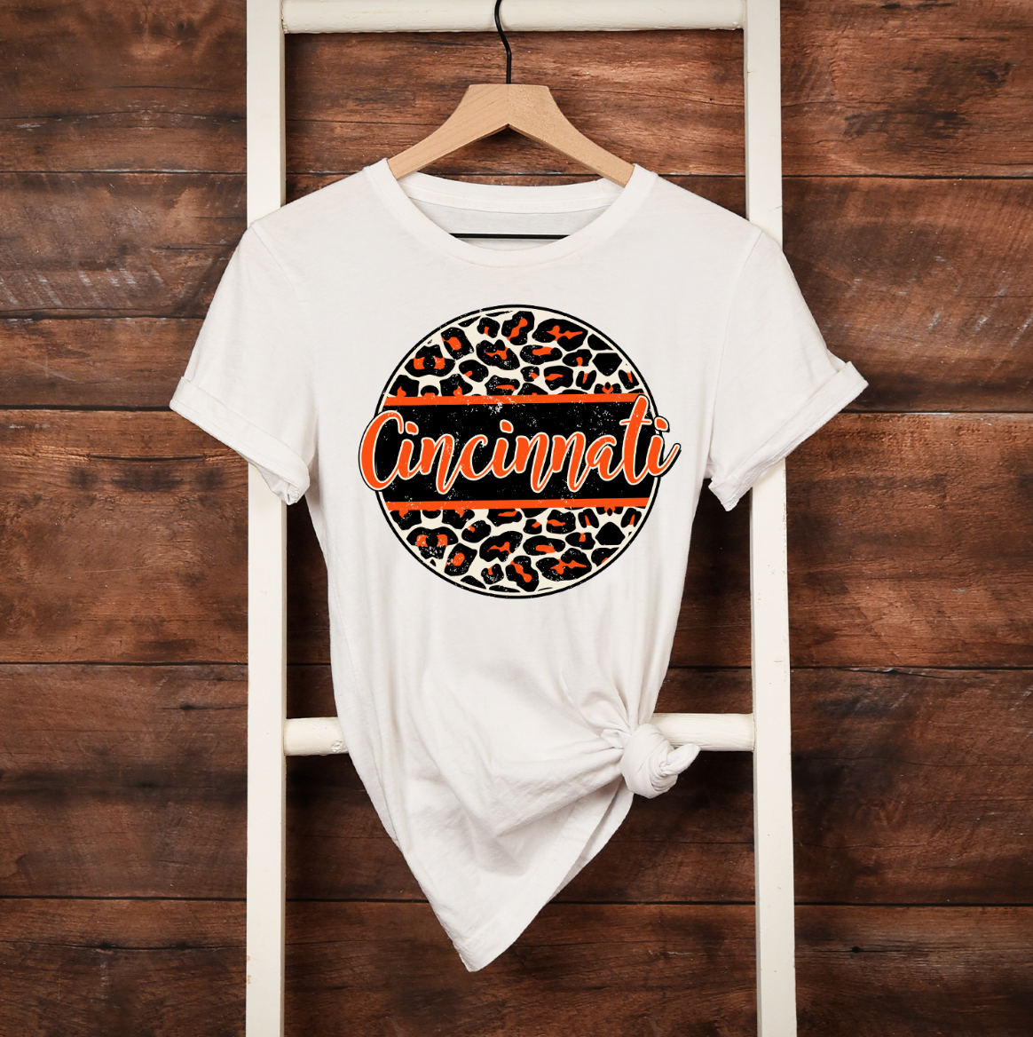 Into The Desert – wholesale Screen printed t-shirt – Women′s – Distressed Cincinnati T-shirt0