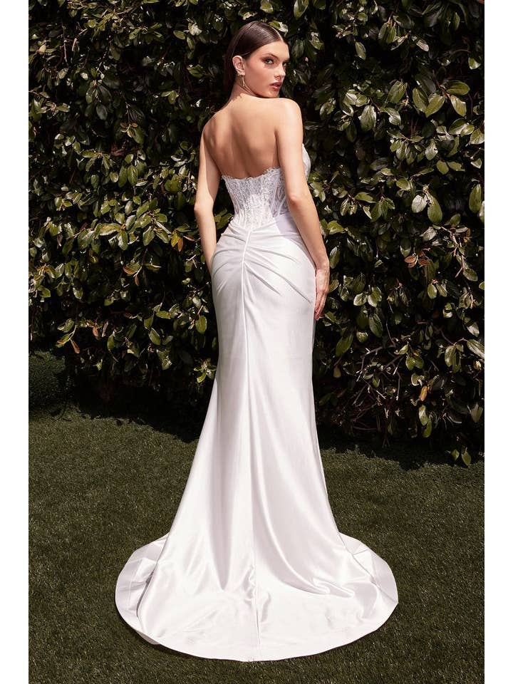 Gebroken wit STRAPLOZE SATIJNEN & KANTEN OFF-WHITE JURK voor groothandel op Faire1