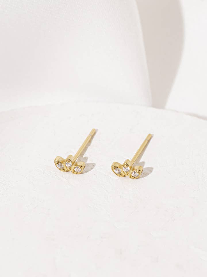 Tiny Juliette Ohrringe für den Großhandel von Shlomit Ofir Jewelry Design