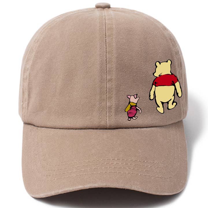 Casquette de baseball Winnie et Porcinet pour la vente par Pippa & Ky