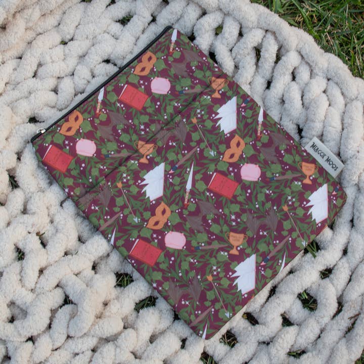 Meaggie Moos - Wholesale Book Cover - Book / Tablet Sleeve | A Court of Thorns and Roses