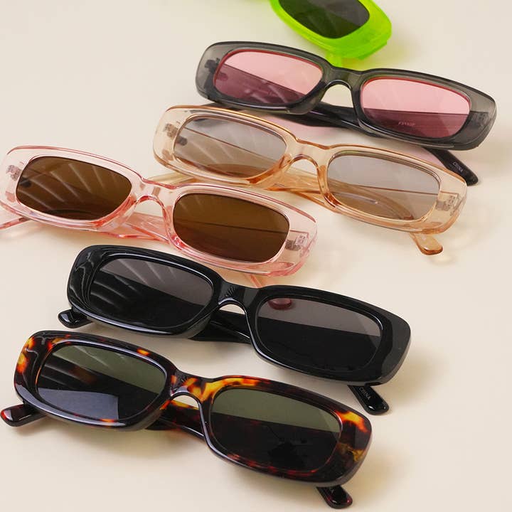 12 ASSORTEREDE FARVER Rektangel Acetat Fashion Diverse Solbriller for engroshandel på Faire