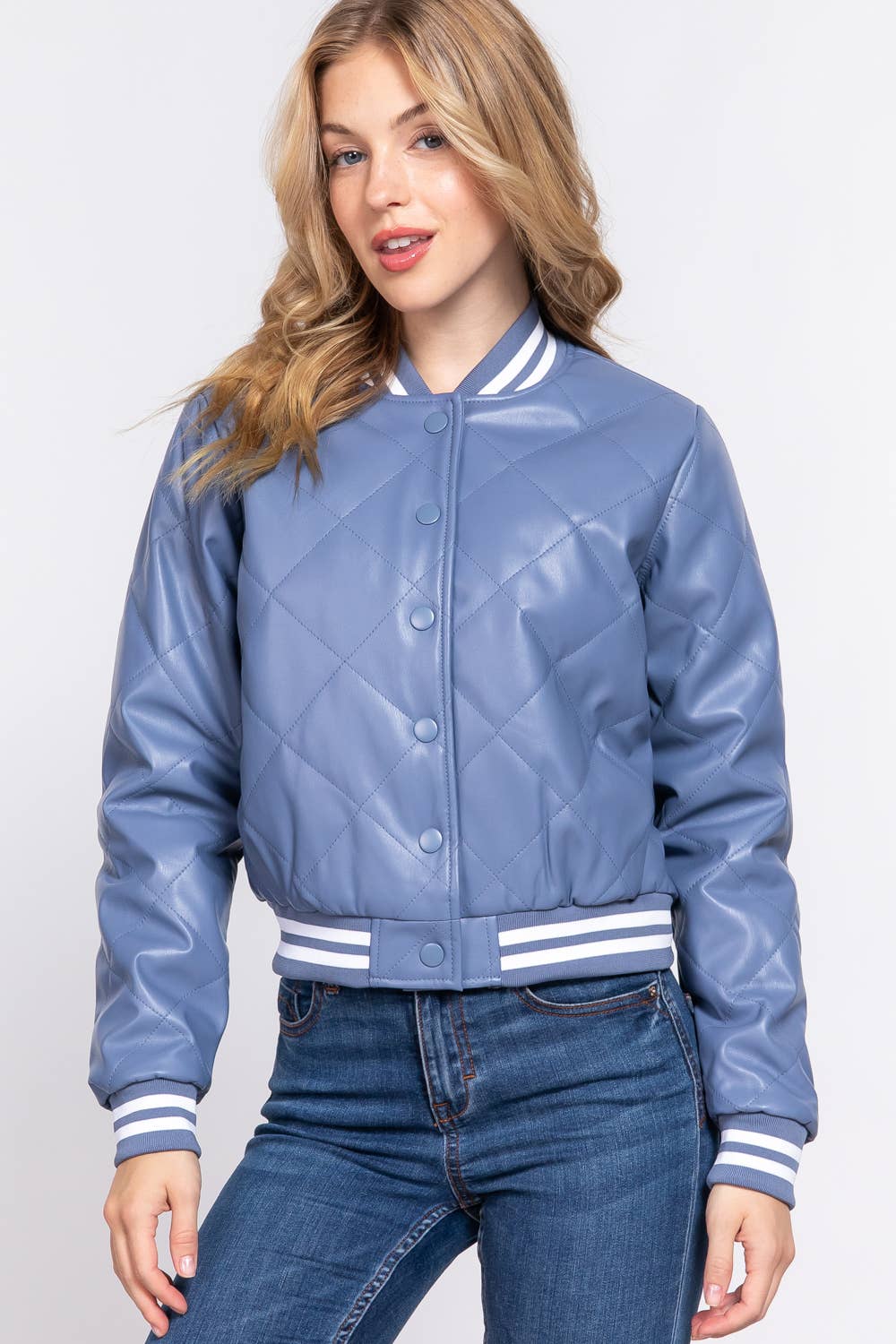 Active Basic | Active USA – Engroshandel Bomberjakke - Dame – Langærmet quiltet bomberjakke i kunstlæder (PU)13