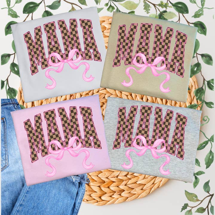 T-shirt graphique à carreaux avec nœud rose pour maman pour la vente par Duck Creations Wholesale