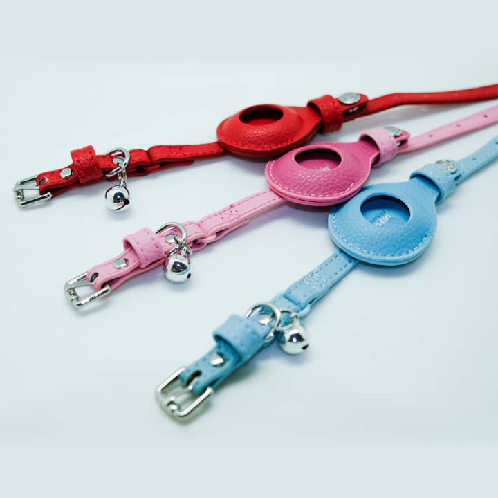 Collare per gatti in pelle vegana in microfibra con AirTag alimentato da argento per la vendita all'ingrosso da parte di Blueberry Pet