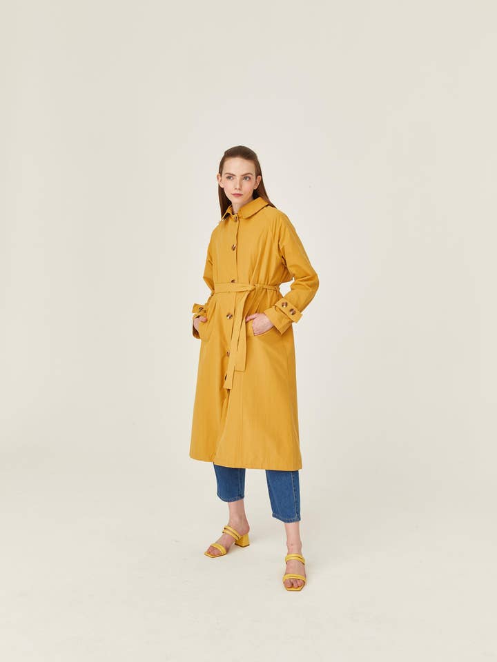 Marina Basic mantle mustard 🌿 for wholesale by SAARADE