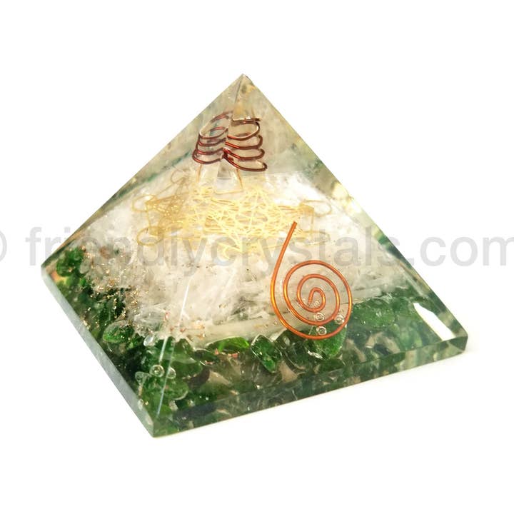Friendly Crystals - Wholesale Spiritual Stone/Crystal - Diopside with Selenite Sticks - Metatron Pyramid 75-80 mm0