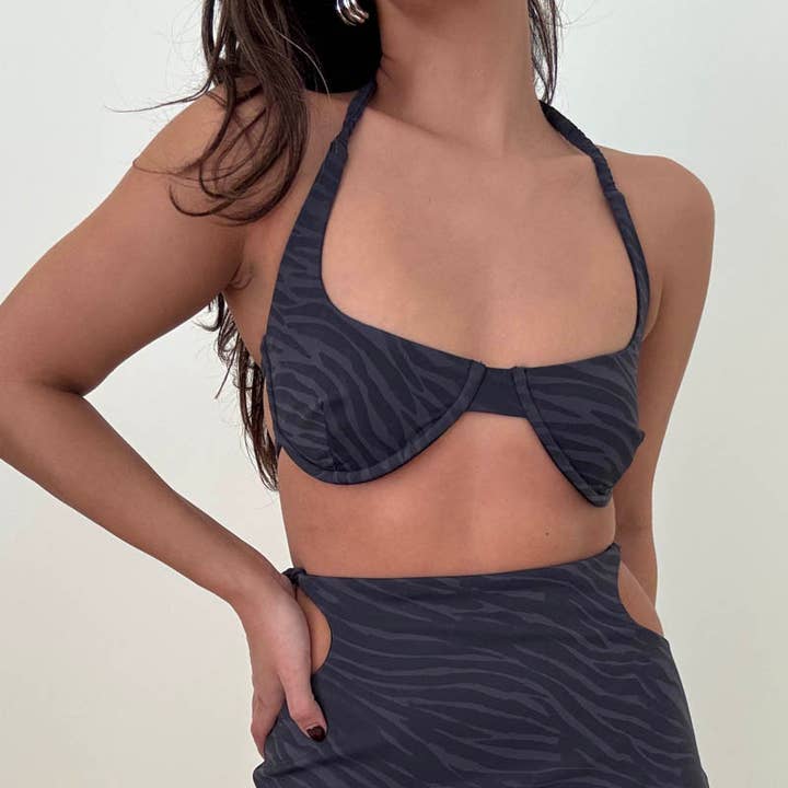 SWIRLY-BÜGEL-BH MIT RAFFUNGEN, HALTER-TRÄGERN UND RÜCKENBINDUNG MIT AUSSCHNITT für den Großhandel von Salty