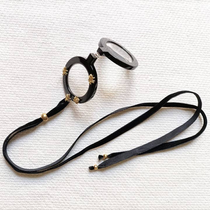 Pendant-Glasses Black Ants for wholesale on Faire7