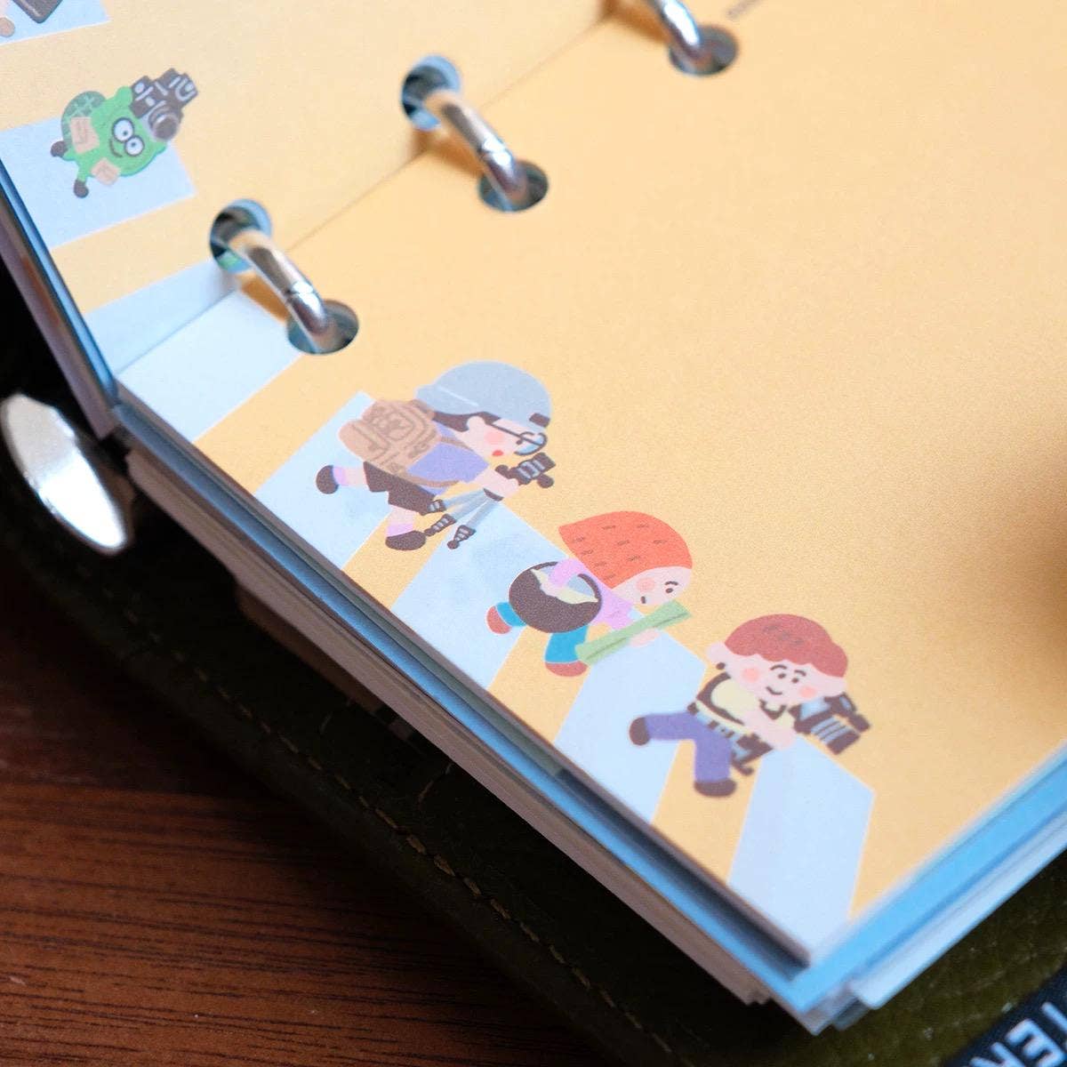 RiN! Studio US - Wholesale Notebook - A7/M5 Ring Binder Notebook: Craft Paper Journal Organizer3