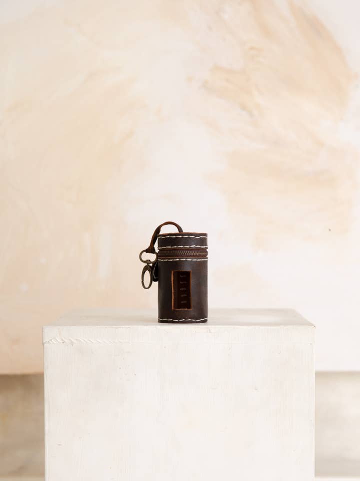 Pochette de Rangement // Marron Vintage pour la vente par Hobo and Hatch