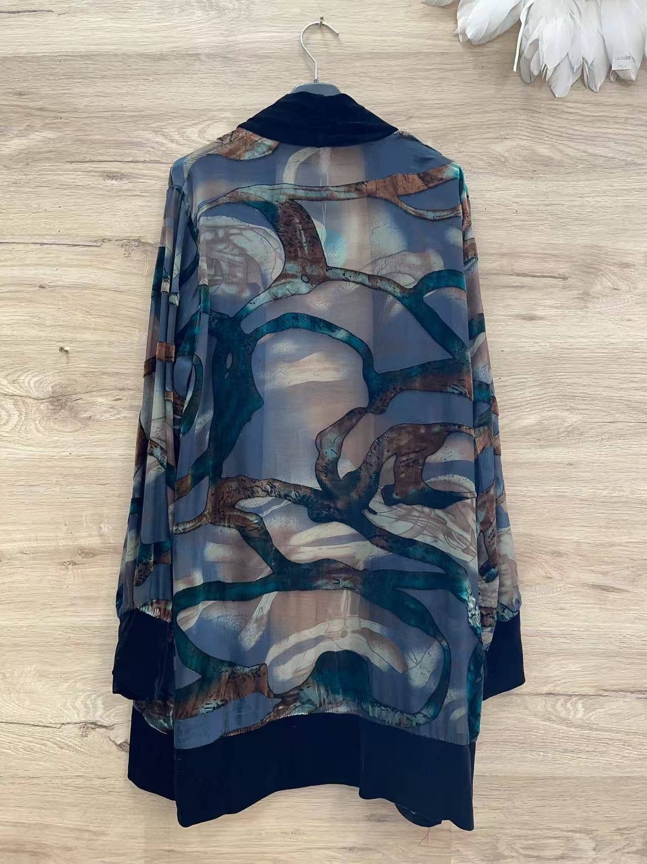 SWEET MAGIC MODA Y COMPLEMENTOS - Wholesale Kimono - Women's - THREE-QUARTER VELVET KIMONO1