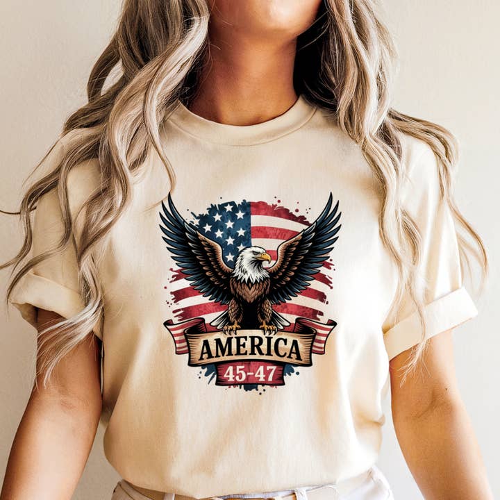 T-shirt illustré du 4 juillet aux États-Unis pour la vente par Happy Mail Wholesale