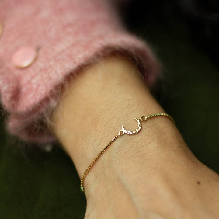 Délicat Fracas - Wholesale Charm/Dangle Bracelet - LUNAR bracelet1