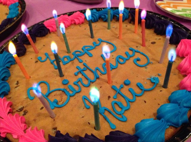 JII - Wholesale Cake Candle - Colorflame Birthday Candles in 26 Piece Counter Display25