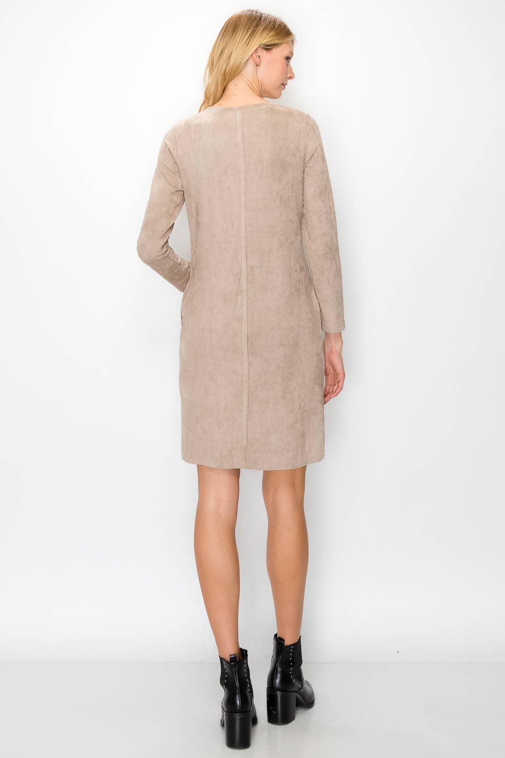 Joh Apparel - Vendita all'ingrosso Vestito - Donna - Abito con scollo rotondo in pelle scamosciata elasticizzata Aurora senza tasche16