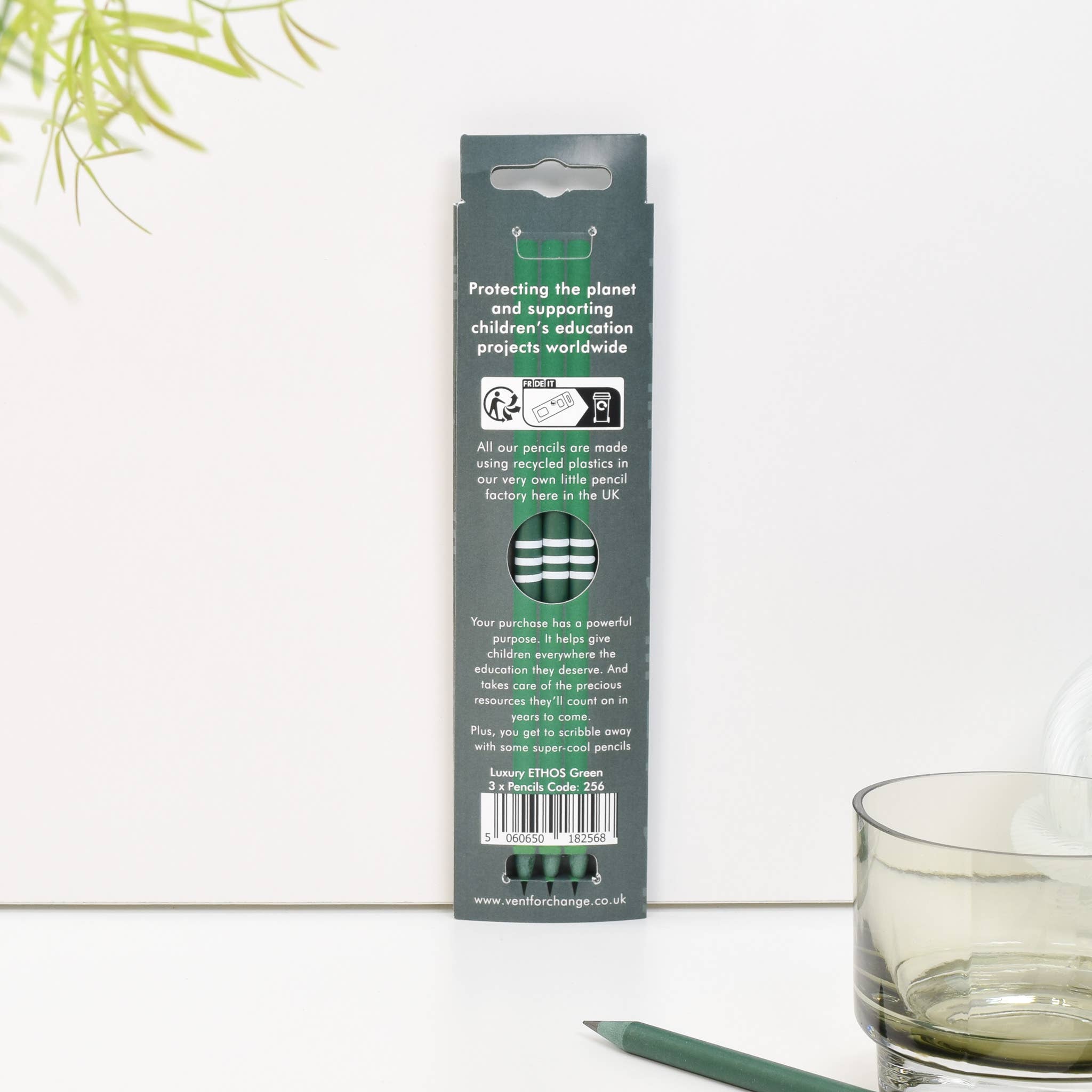 VENT for Change – Großhandel Bleistift – Bleistifte 3er-Pack recycelt - ETHOS Smaragdgrün2