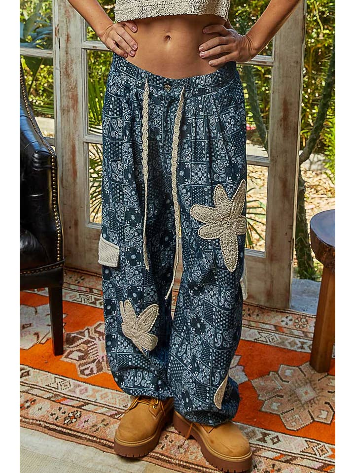 Pol Clothing - Wholesale Pants - Women's - Pleat Detail Floral Patchwork Cargo Pants8