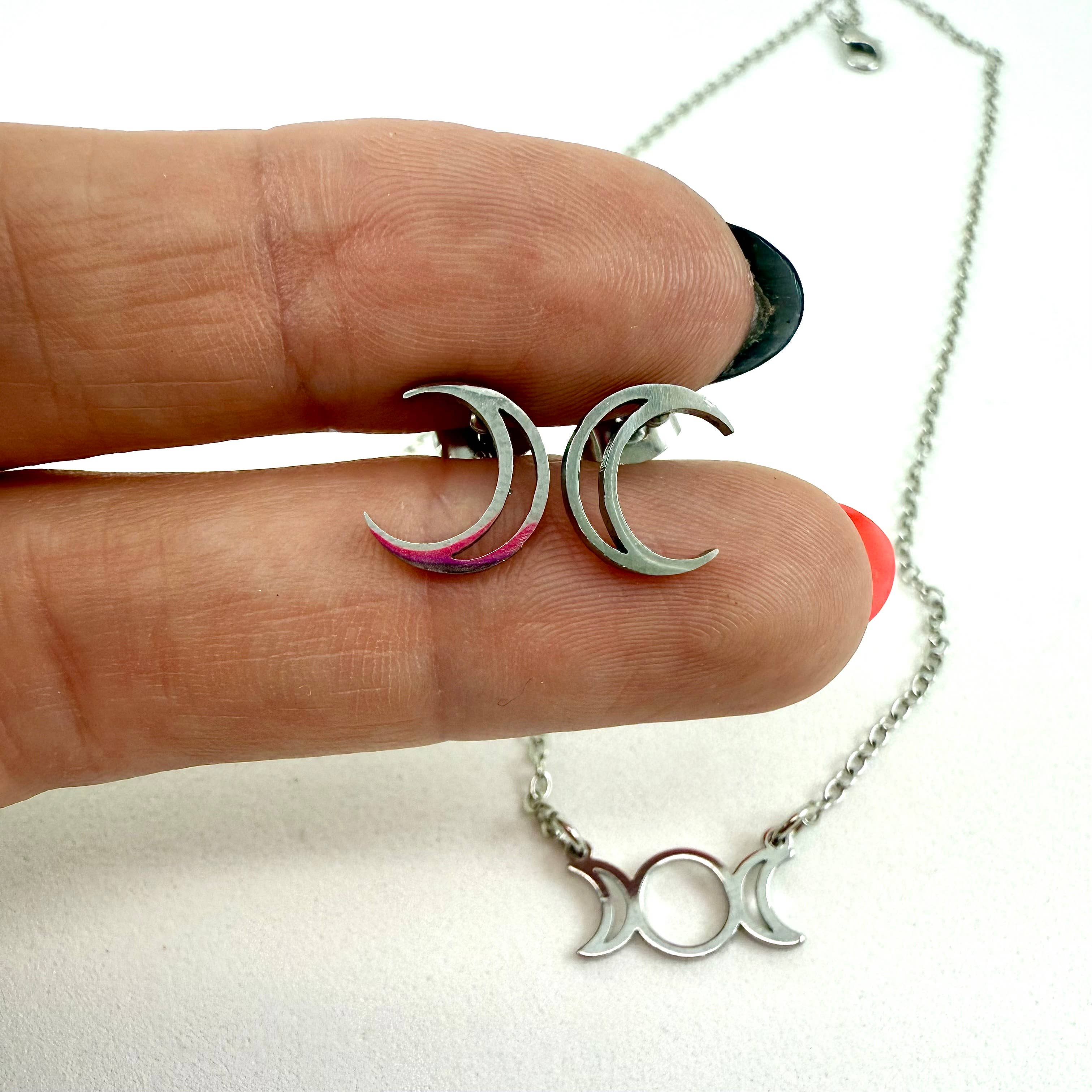 Liv Rocks - Wholesale Stud/Post Earrings - Crescent Moon Earrings1